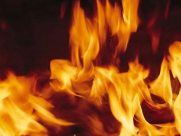 У селі під Луцьком  вночі горіла будівля