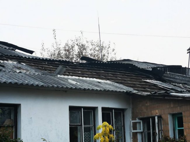 Показали наслідки пожежі в покинутій лікарні на Волині. ФОТО