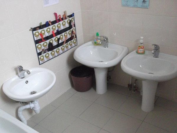 Благодійний фонд Олександра Лазорка допоміг дитсадку. ФОТО*