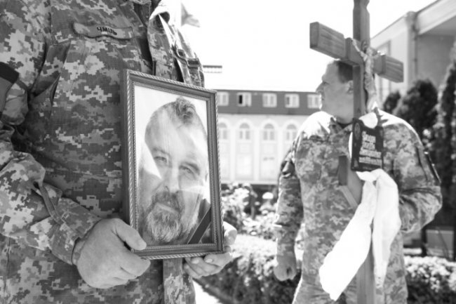 У Луцьку попрощалися із Героєм Богданом Гладуном