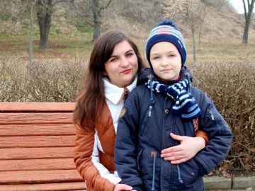 Волинянка просить допомоги, аби перемогти рак