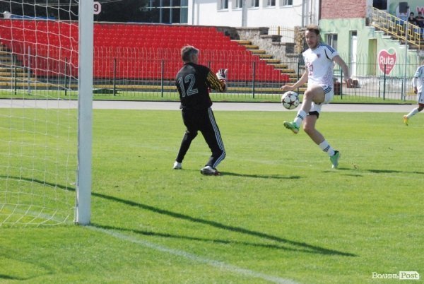 Матч поколінь в Луцьку: ветерани «Волині» проти сучасників. ФОТО