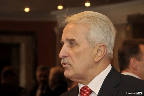 У Луцьку нагороджували працівників телебачення, радіо і зв’язку. ФОТО