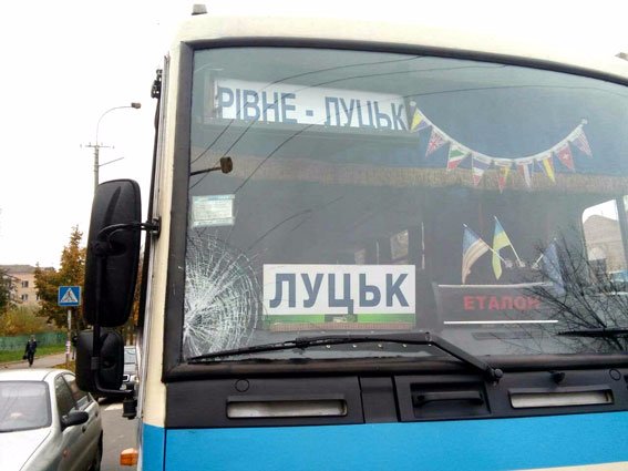 Автобус «Рівне-Луцьк» збив 16-річного підлітка