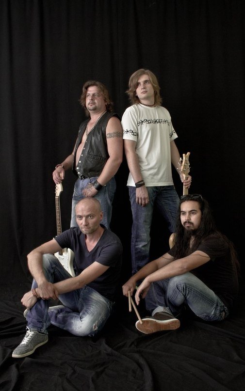 «Рок-н-рол не може померти, бо це ‒ стиль життя», ‒ луцький музикант