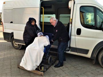 У місті на Волині запрацювало соціальне таксі для людей з інвалідністю. ФОТО