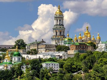 Кабмін визнав нечинним рішення про безкоштовне користування УПЦ (МП) Києво-Печерською Лаврою