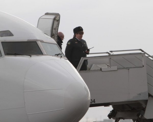 Збірна Франції прилетіла в Україну. ФОТО