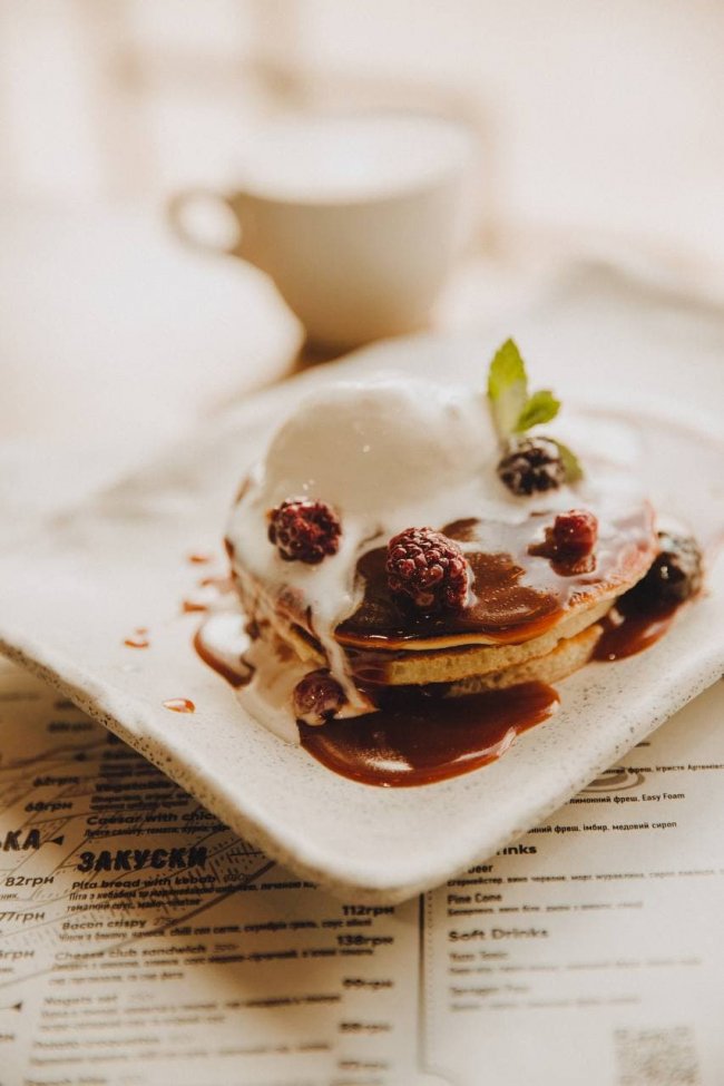 Локація, де смачно і красиво: чому варто піти у «Пай&Бургер» в центрі Луцька*