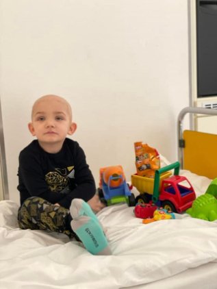 Лучанка Ольга Коритнєва, яка поборола рак, просить допомоги для свого сина. ФОТО. ВІДЕО