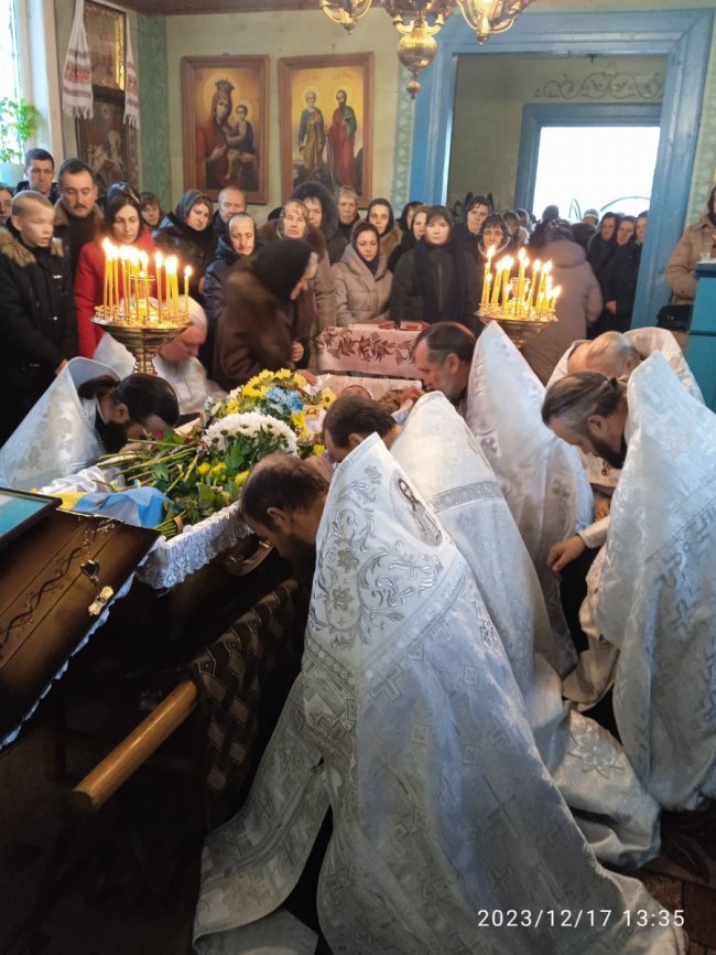 На Волині провели в останню путь Героя Віктора Величка