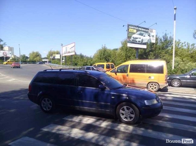 У Луцьку - аварія на Набережній