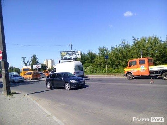 У Луцьку - аварія на Набережній