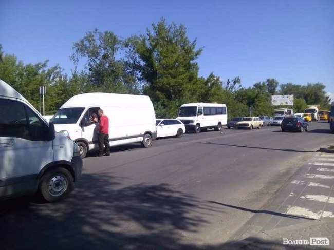 У Луцьку - аварія на Набережній