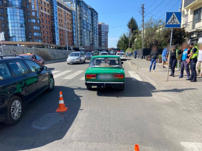 У Луцьку водій ВАЗ збив на пішохідному переході 18-річну дівчину
