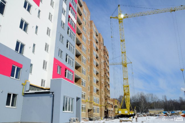 Cонячний фотозвіт з будмайданчика «Caramel Residence» у Луцьку*