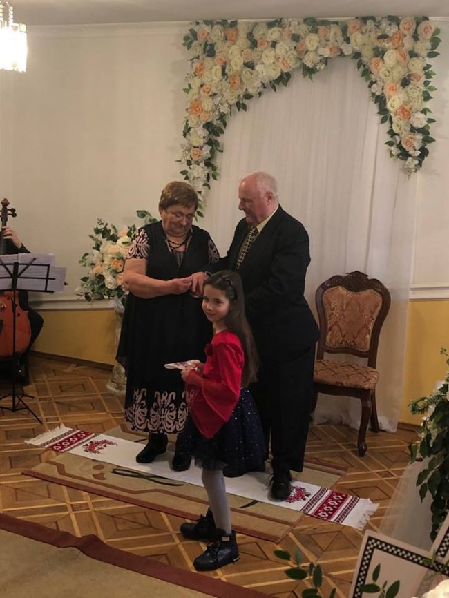  Пара з Волині урочисто «одружилася» після 50 років спільного життя. ФОТО