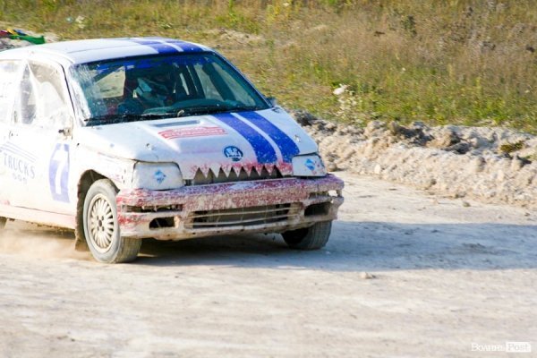 Під Луцьком відбулися автоперегони «ралі-крос». ФОТО
