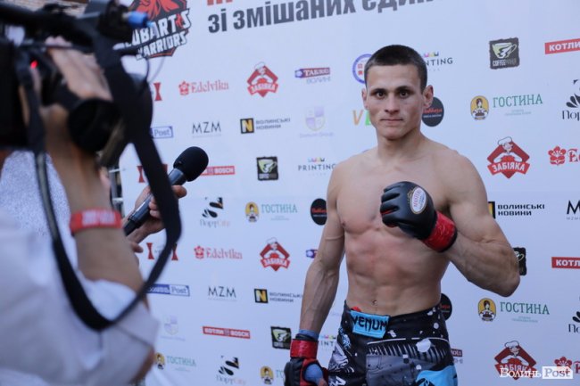 Турнір зі змішаних єдиноборств у Луцькому замку: як це було