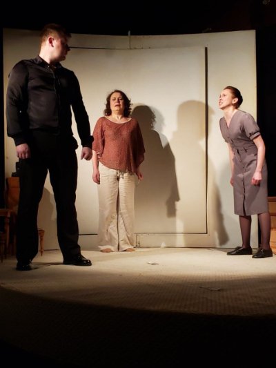 Театральний анонс: огляд вистав у Луцьку 19 – 24 березня