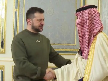 Зеленський прибув до Саудівської Аравії