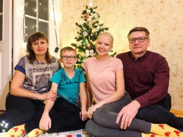 Онкохвора Мар'яна Пархом'юк показала, як святкує Різдво. ФОТО
