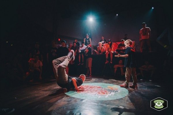 Танцювальний Луцьк: Iron kids