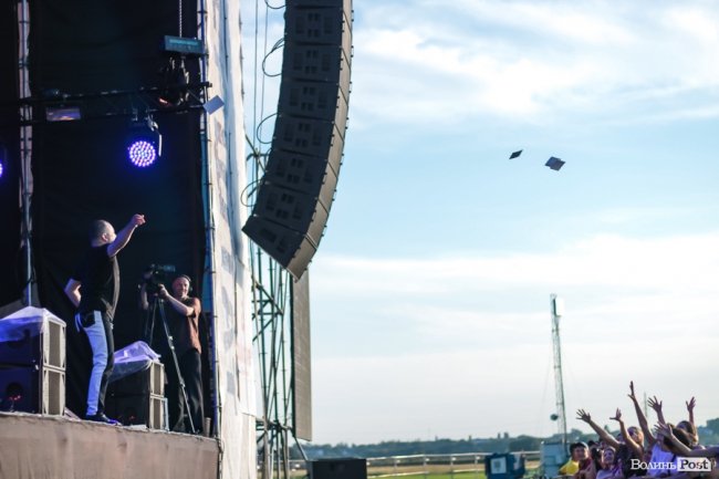 «Шикидим», лірика і вибуховий «O.Torvald»: перший день «Бандерштату». ФОТО