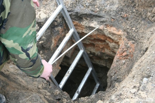 У Луцьку випадково виявили підземелля 200-річної давності. ФОТО