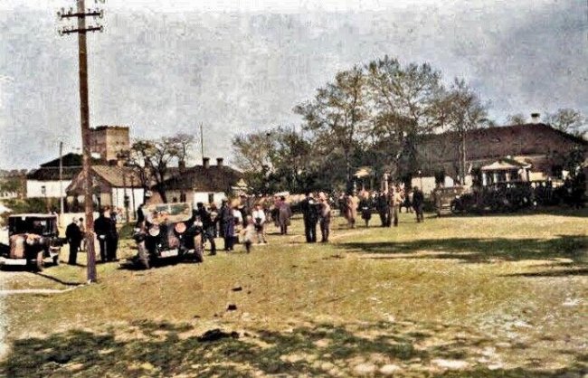 «Вечірня кава зі смаком історії»: розповіли, якими були перші ретрокари Луцька і «Rajd Wołyński» 90 років тому. ФОТО