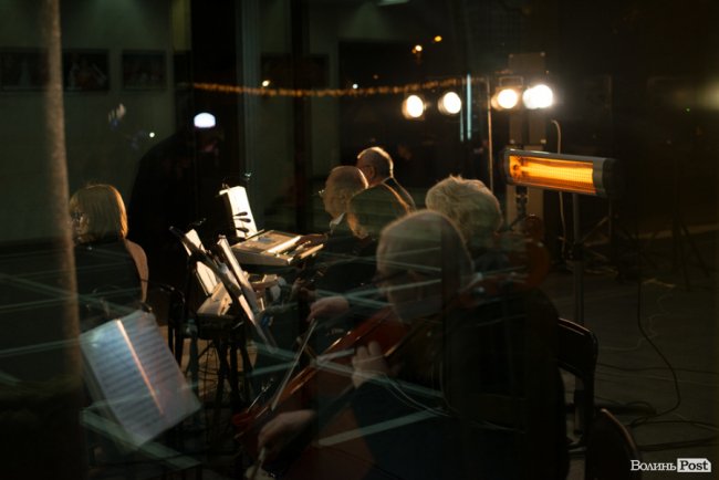 «Перша хвилина миру»: лучани вшанували полеглих воїнів. ФОТО