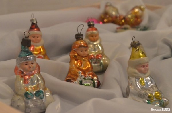 У Луцьку - виставка радянських ялинкових прикрас. ФОТО