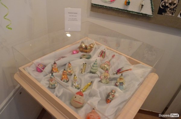 У Луцьку - виставка радянських ялинкових прикрас. ФОТО