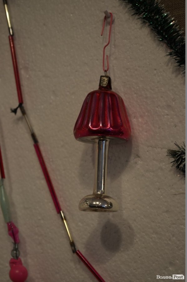 У Луцьку - виставка радянських ялинкових прикрас. ФОТО