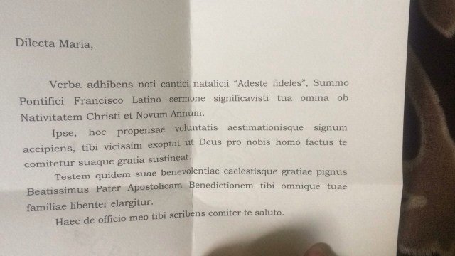 Папа Римський благословив дівчинку з Волині