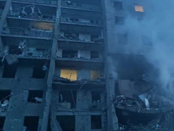 Росіяни вдарили ракетами у дев`ятиповерхівку та бази відпочинку на Одещині, 18 загиблих