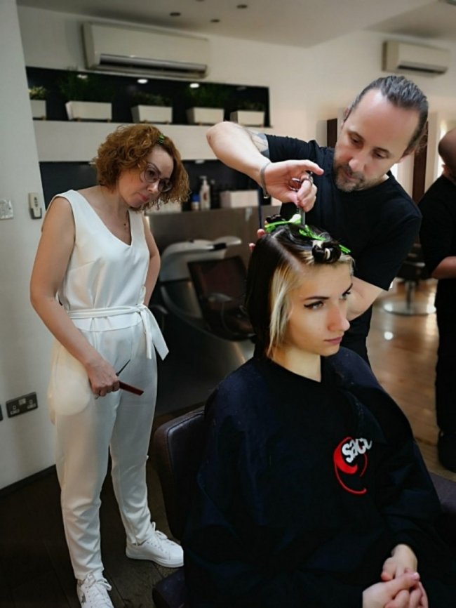 Відома луцька перукарка-стилістка побувала на навчанні у Лондоні