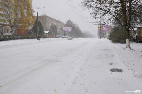 Фото снігу в Луцьку