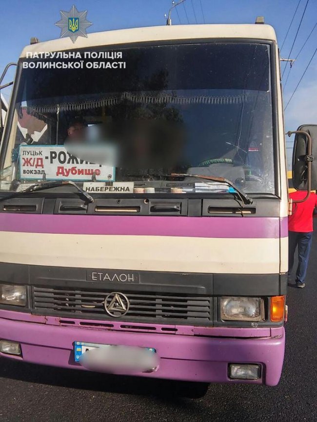 На Волині патрульні «карають» водіїв рейсових автобусів