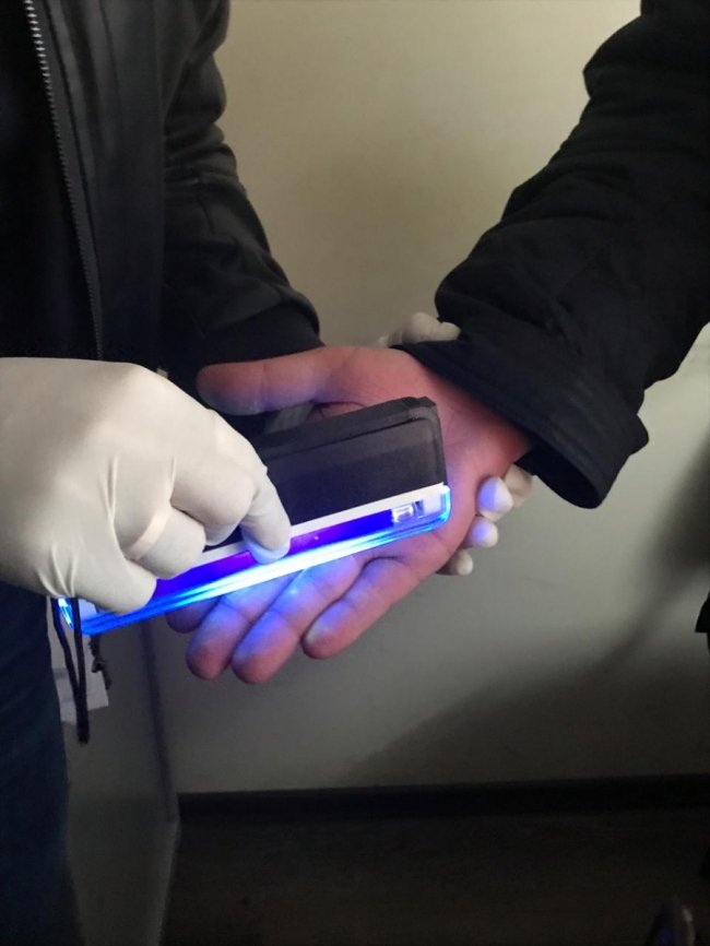 Волинського посадовця викрили на хабарі. ФОТО