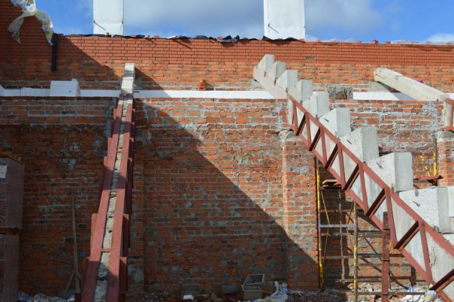 У Ковелі розпочали будівельні роботи на стадіоні «Локомотив». ФОТО