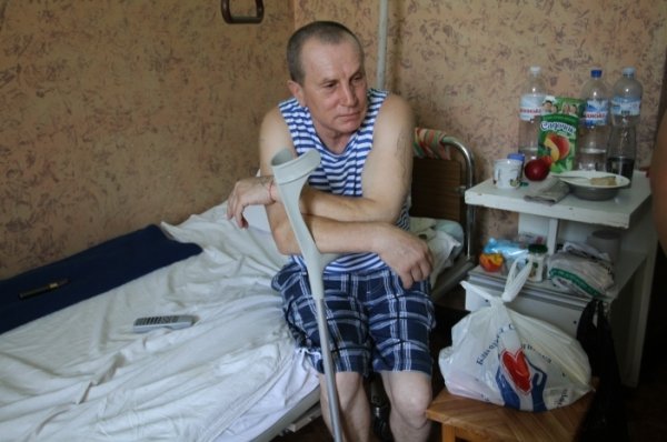 Помічники Сергія Мартиняка відвідали поранених у військових госпіталях Луцька та Львова*