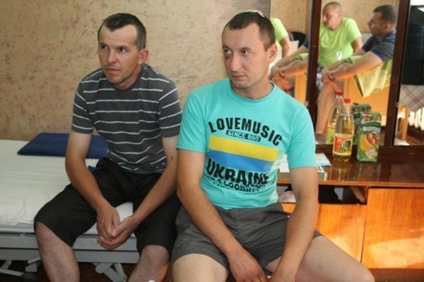 Помічники Сергія Мартиняка відвідали поранених у військових госпіталях Луцька та Львова*