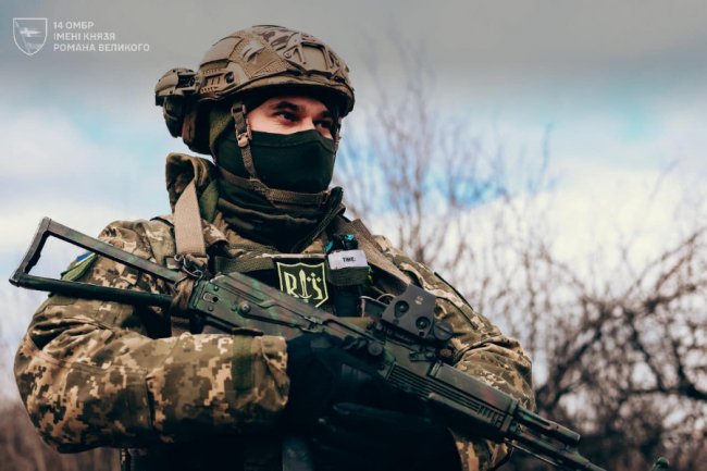 Волинські захисники. Фото воїнів 14-ї бригади