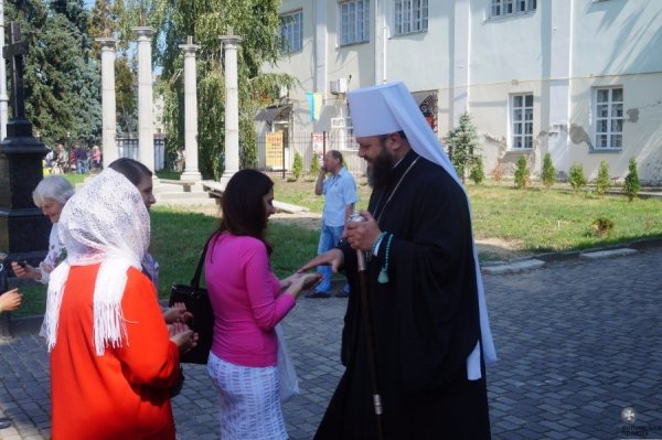 Преображення Господнє: як лучани освячували яблука. ФОТО