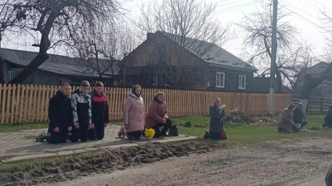 Навіки 25: на Волині поховали Героя Олександра Пархомчука