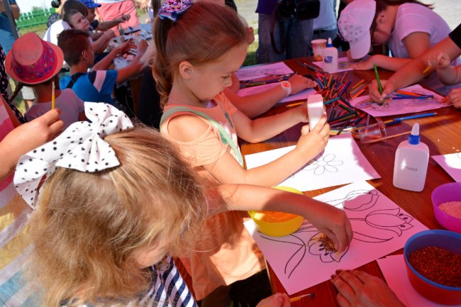 Луцькі активісти зібрали кошти на будівництво майданчика для дітей з ДЦП