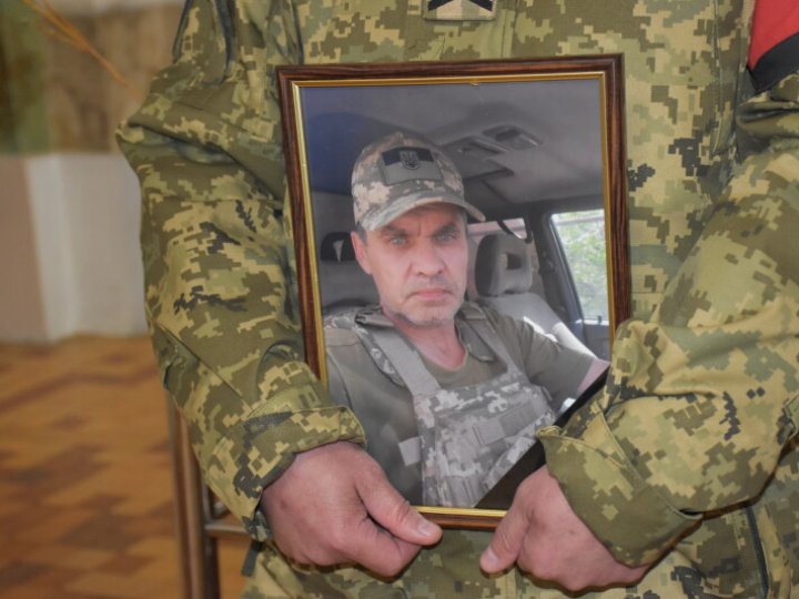 У Луцьку попрощалися із захисником України Віталієм Назарчуком