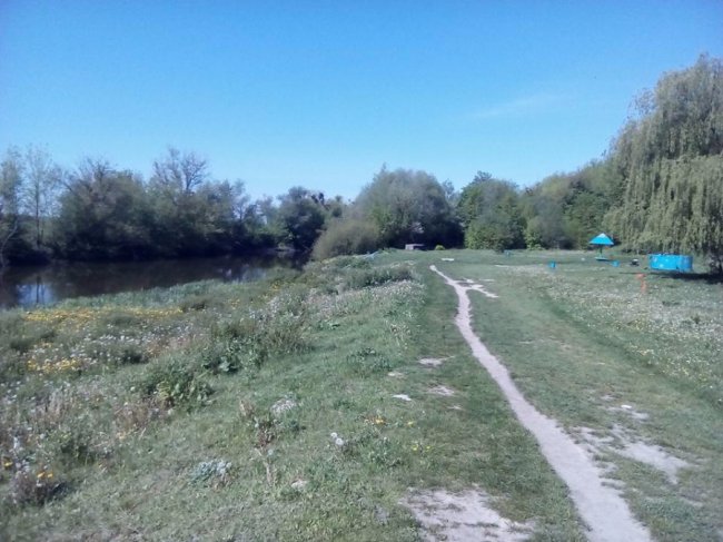 Лучанка шокована станом міського пляжу