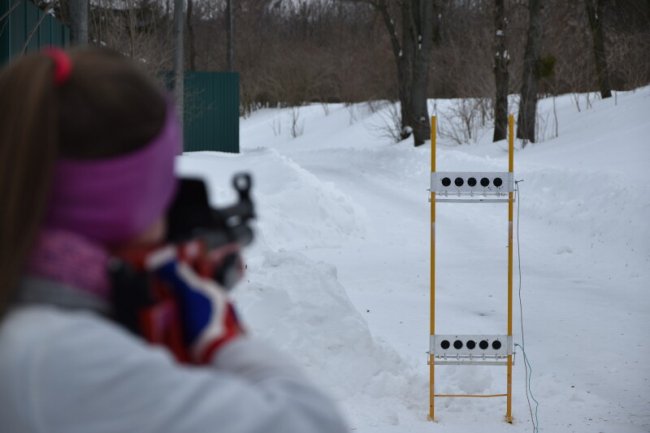 У Луцьку юні спортсмени провели відкриті тренування з біатлону. ФОТО